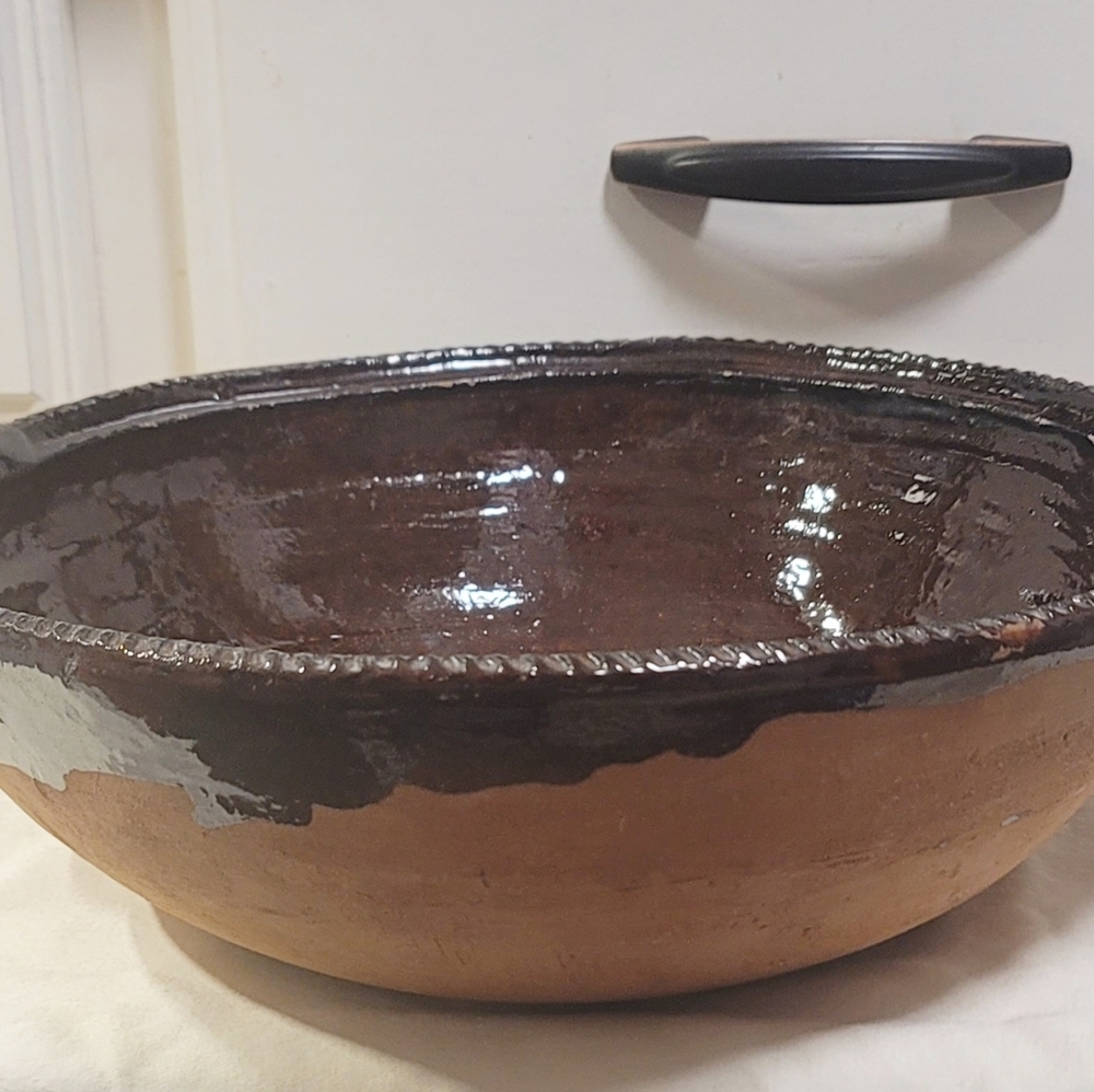 Large Clay cooking pot